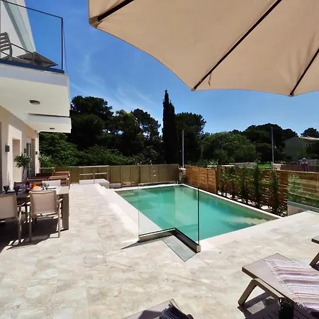 Thalia Villa